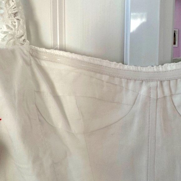 NWT Bardot Daisy Floral Eyelet Corset Top - Picture 10 of 10